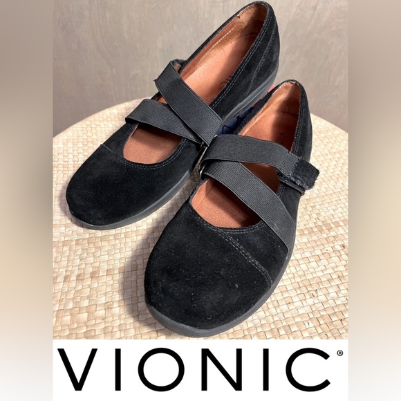Vionic Shelby Mary Jane Black Suede size 8 - Picture 1 of 11